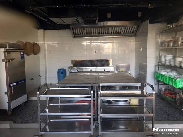 Sau khi kết th&uacute;c c&ocirc;ng việc, khu bếp ăn h&agrave;ng ng&agrave;y của Hawee lu&ocirc;n sạch sẽ, gọn g&agrave;ng